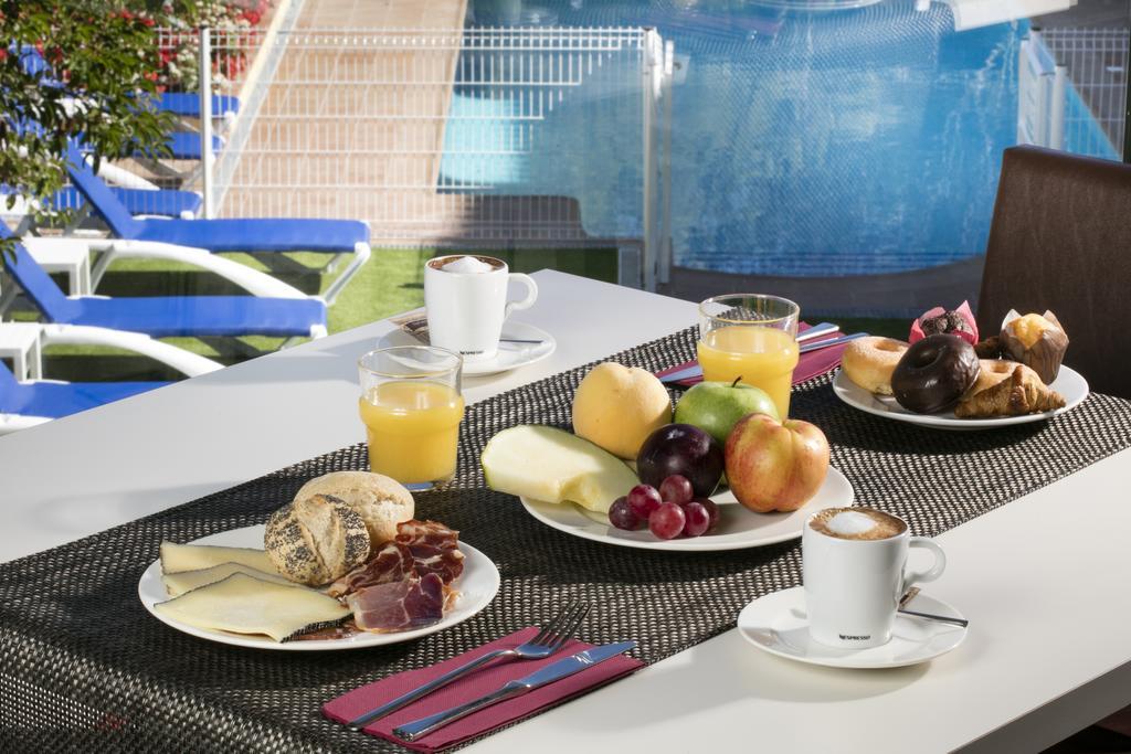 Hotel Desitges Sitges Exterior foto